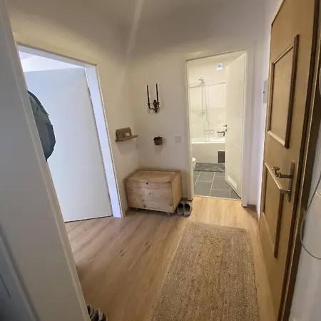 Апартаменты Haus Bergkristall - Appt. Schneider Зеефельд в Тироле